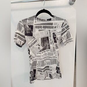 PrettyLittleThing Black and White Newspaper Print Tee